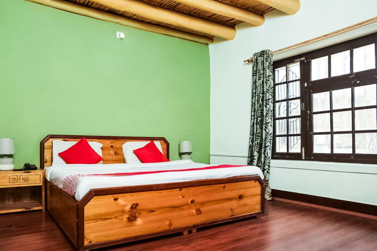 Oyo 37004 City Heart Guest House Leh Exterior photo